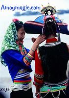 Two young girls in Hui'an costumes